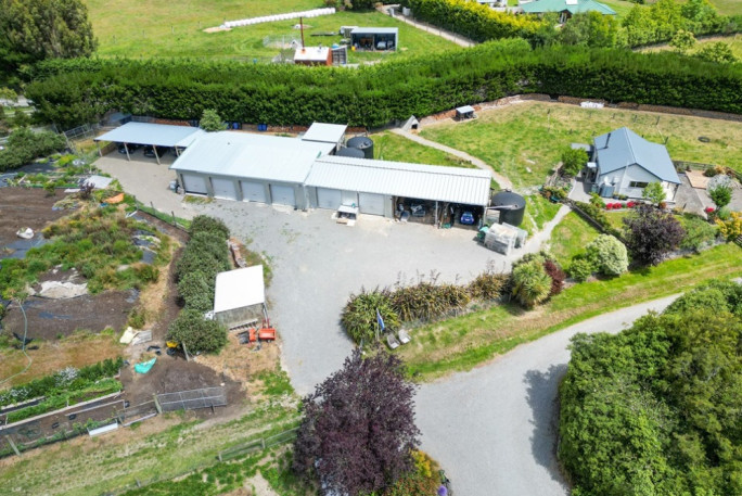 Property & Boarding Kennel Business for Sale Loburn, North Canterbury 