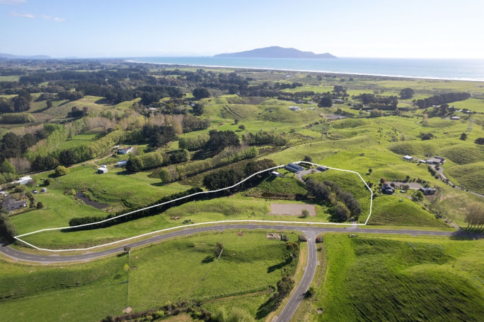 Pet Care Business on Lifestyle Property Business for Sale Kapiti Coast