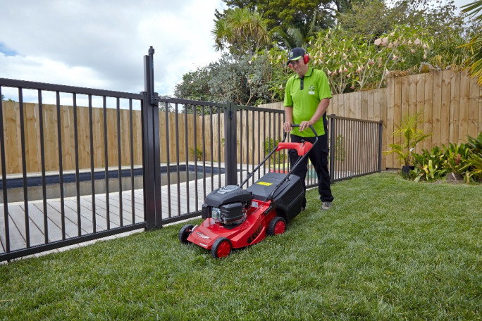 Lawn and Garden Services Franchise for Sale West Auckland