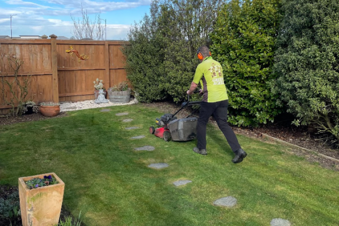 Lawn and Garden Franchise for Sale Christchurch 