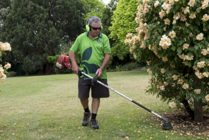 Lawnmowing & Gardening Franchise for Sale Hamilton & Cambridge